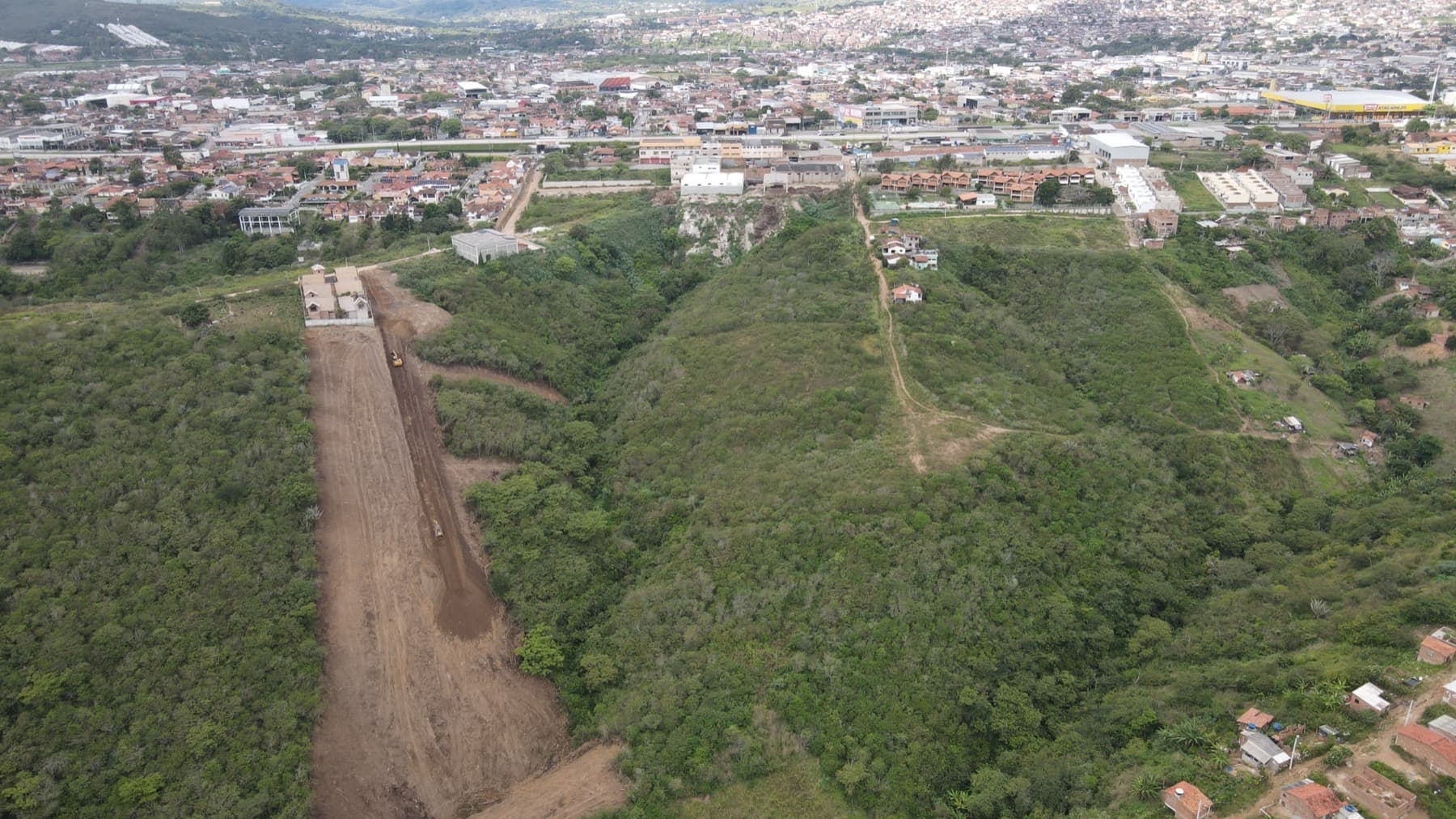 Terreno do Loteamento Alpes Suíços, a poucos minutos do centro de Gravatá